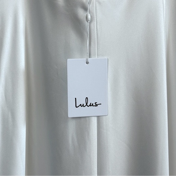 NEW Lulus Gorgeous Vow White Satin Mock Neck Cowl Mermaid Maxi Dress Med. #1552 - Picture 7 of 10
